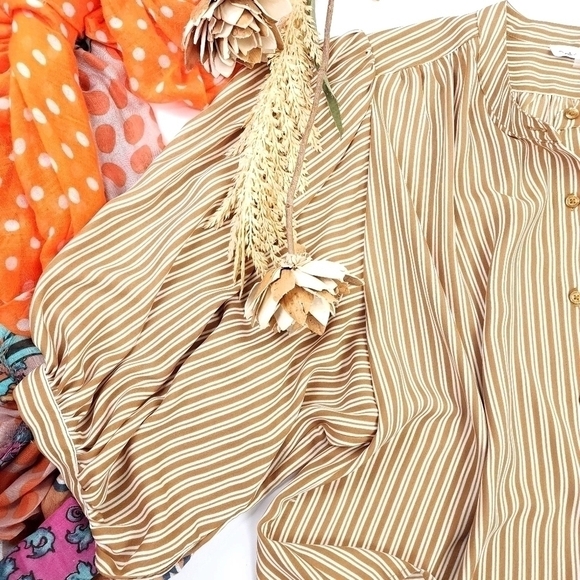 🔴 Calvin Klein Camel Tan Cream Striped Bubble Sleeve Top Sz M - Picture 3 of 11